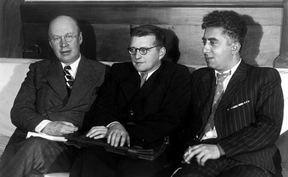 Η Μουσική Ιαχή του Πολέμου - Κύκλος "Θυσία"