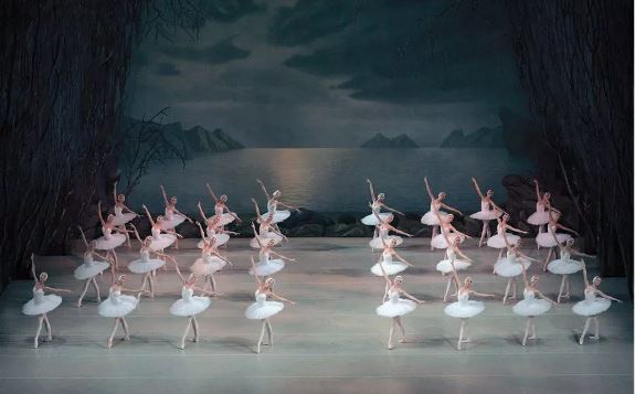 Η Λίμνη των Κύκνων, Μπαλέτα Θεάτρου Μαριίνσκι