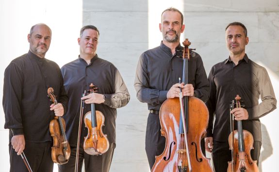 Σε φα μείζονα 