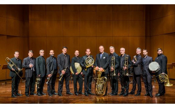 Χριστουγεννιάτικη συναυλία στη Λίμνη Ευβοίας